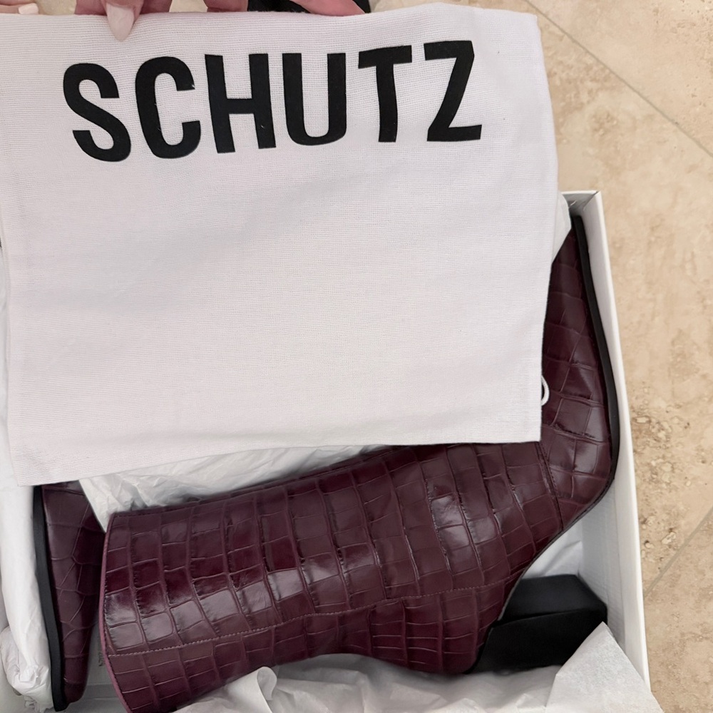 NEW never worn Schutz Leather Rafaella Bootie - Picture 6 of 6